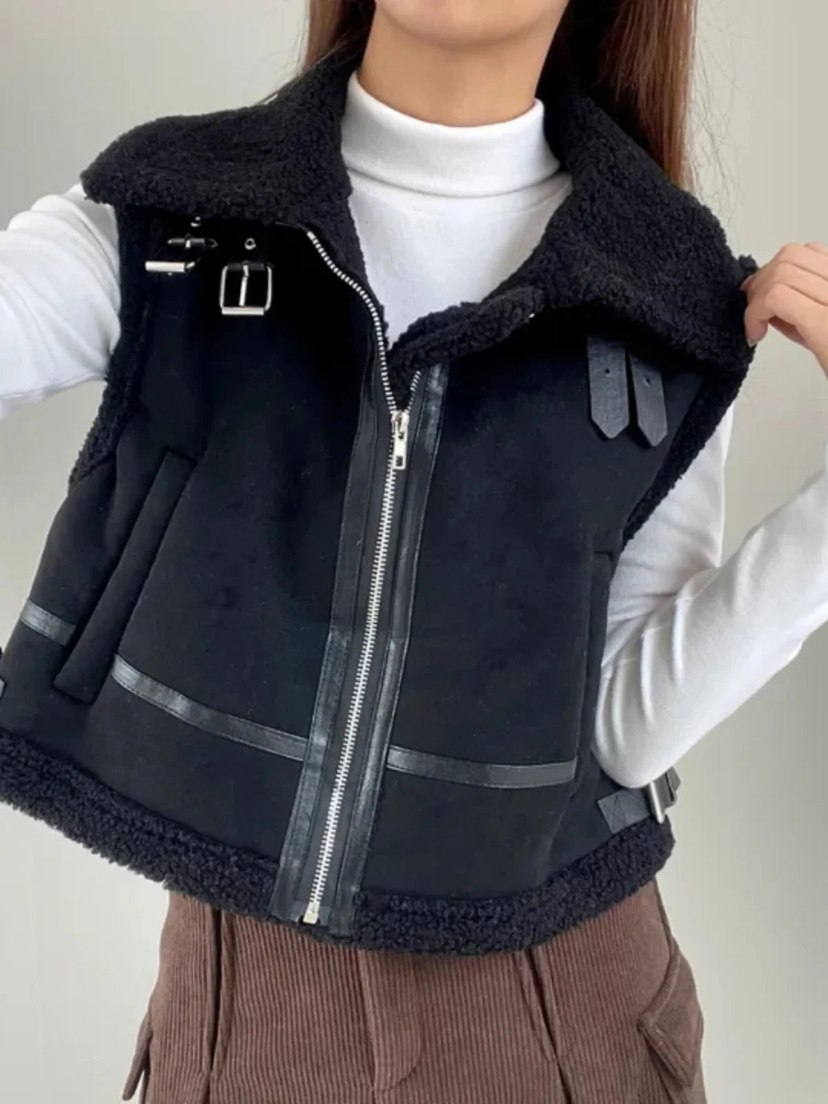 Women's Suede Vest Jaet Winter New Korean Version Retro Collar Fur Inteated Loose Match All Lapel Zipper Closure  Color