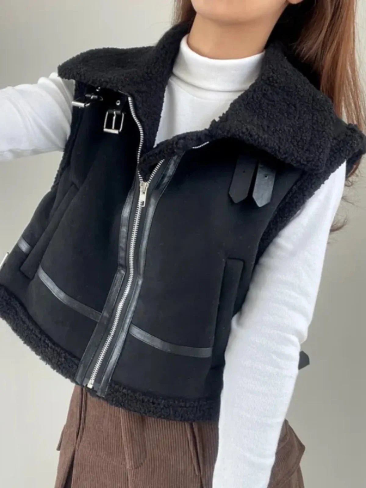 Women's Suede Vest Jaet Winter New Korean Version Retro Collar Fur Inteated Loose Match All Lapel Zipper Closure  Color